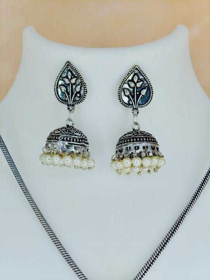 Simple Oxidised Pendant Set