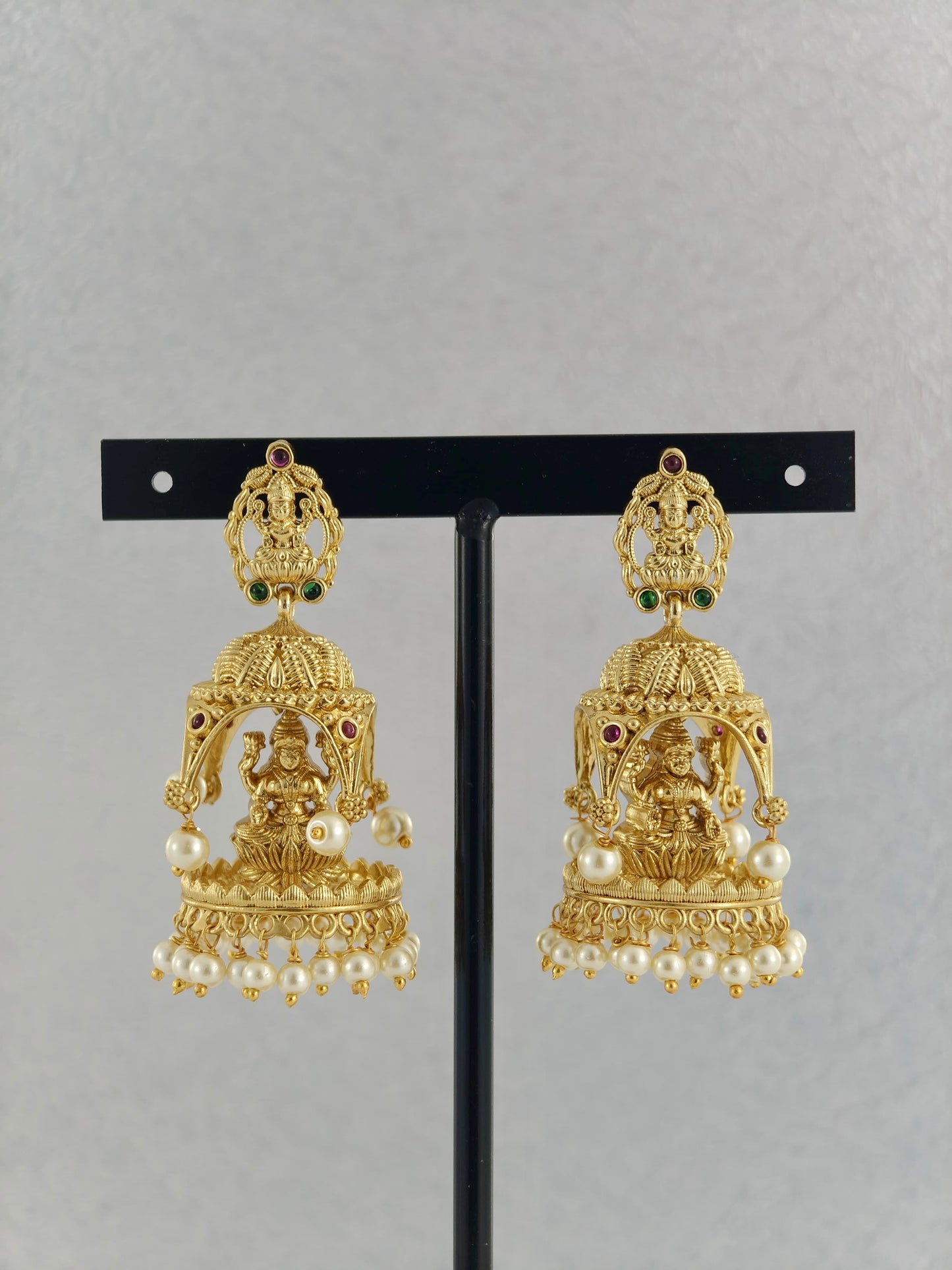 Beautiful Lakshmi Pearl Jumka
