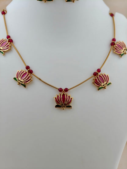 Trending Lotus Necklace