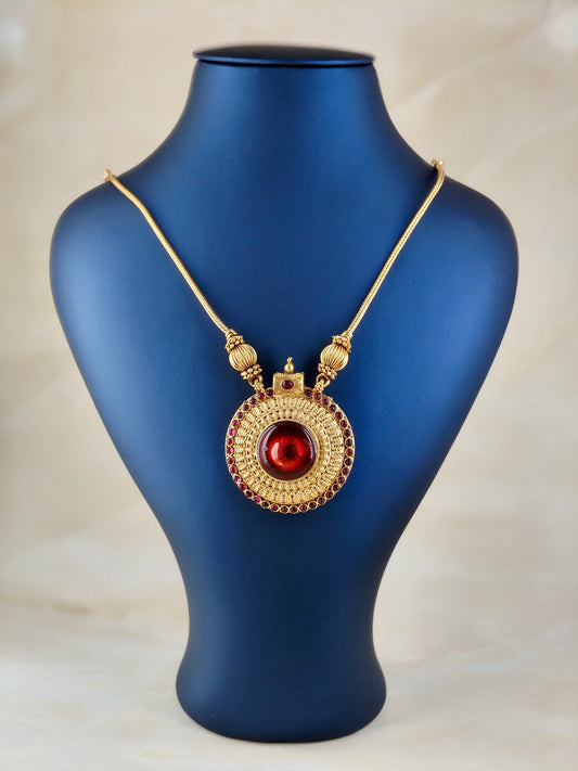 Traditional Pendant Necklace Red