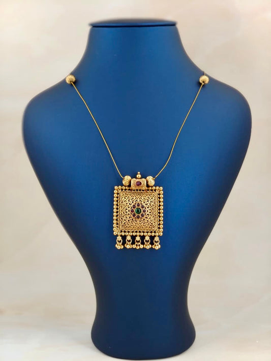 Square Pendant Invisible Necklace