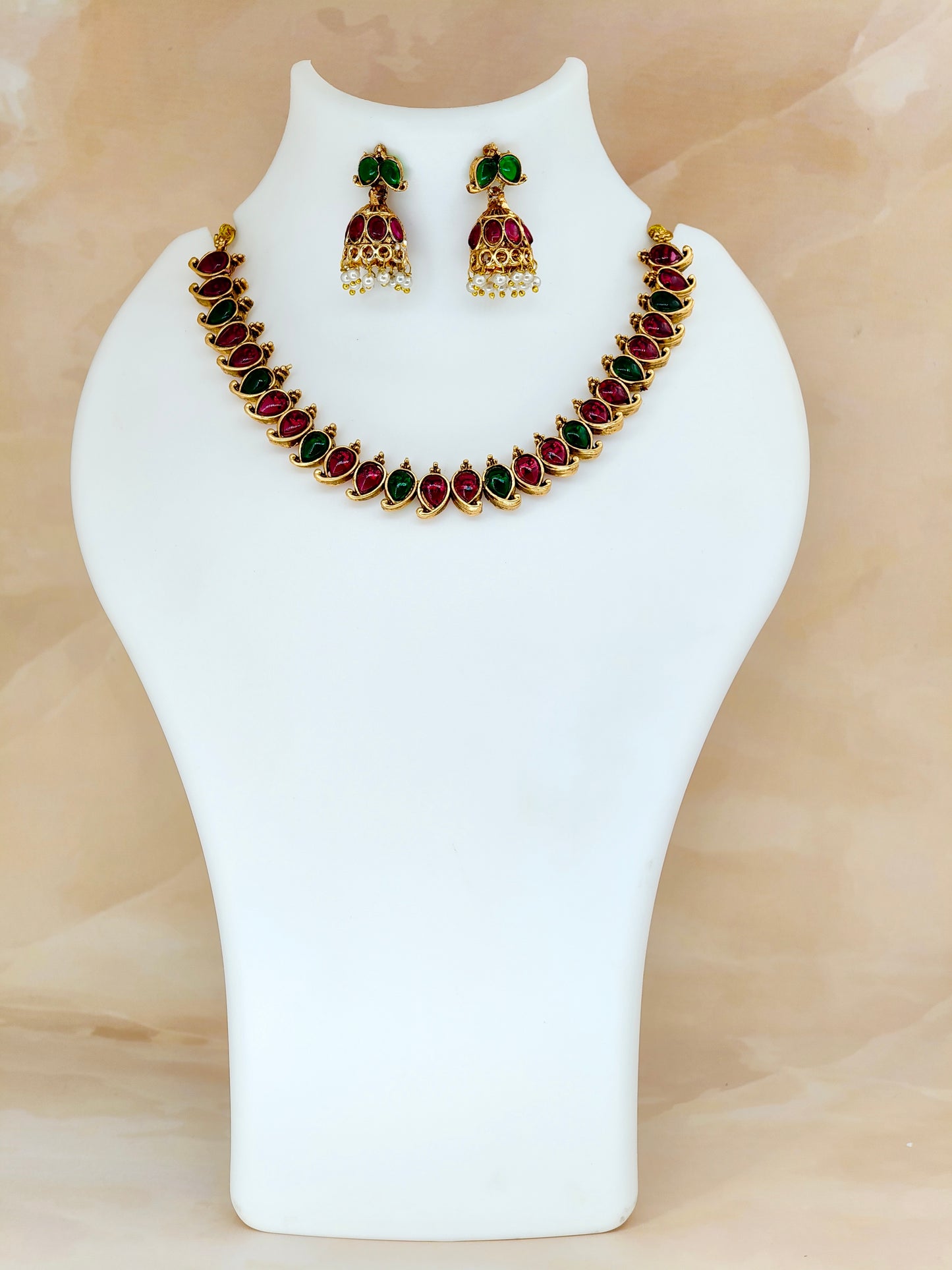 Simple Multi Kempstone Necklace