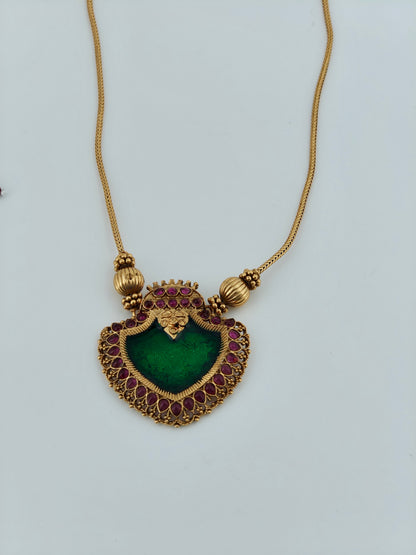 Single Pendant Palakka Necklace Green