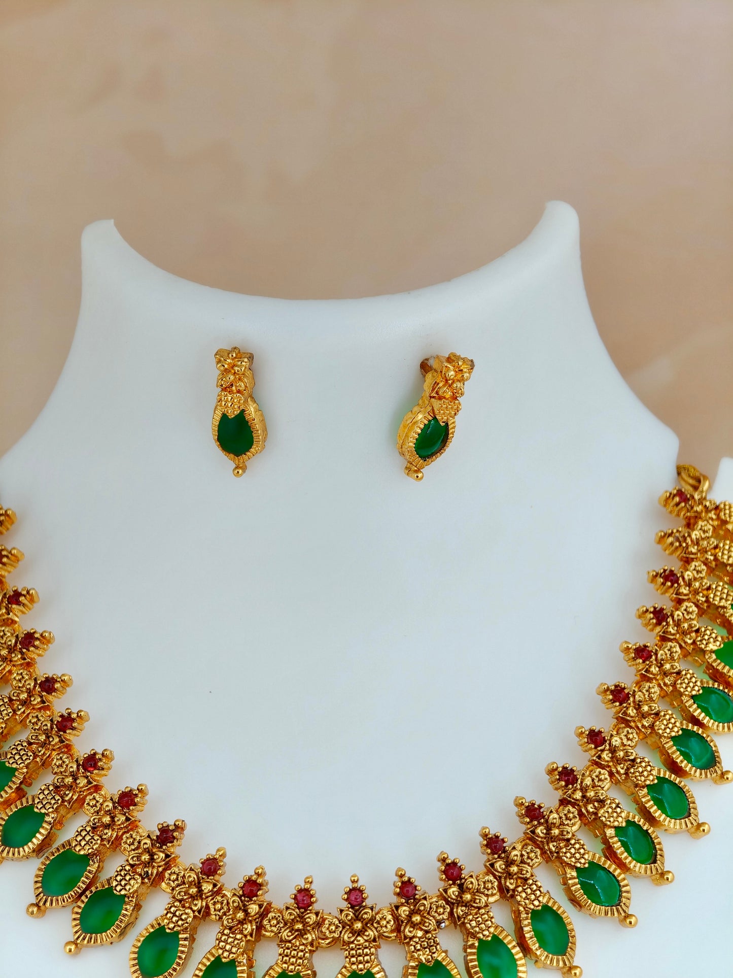 Simple short Nagapada Necklace