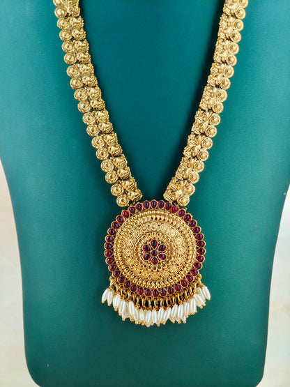 Beautiful Floral Pearl Pendant Haaram