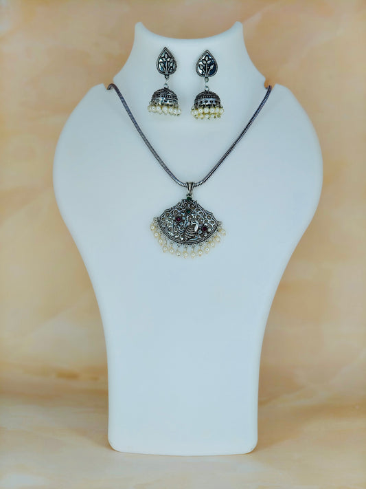 Simple Oxidised Pendant Set