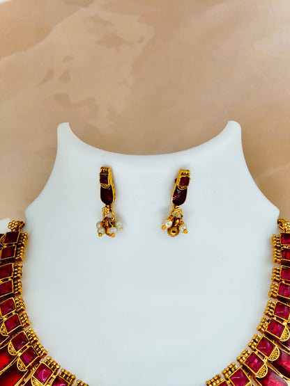 Kovai Palakka Necklace Red