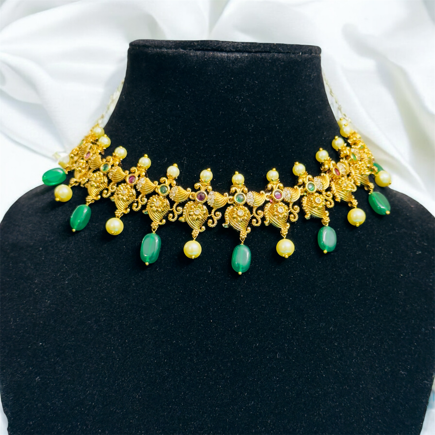 Beautiful and Elegant Green Beaded Choker with Earrings
