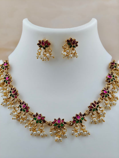 Beautiful Lotus Necklace with pearls