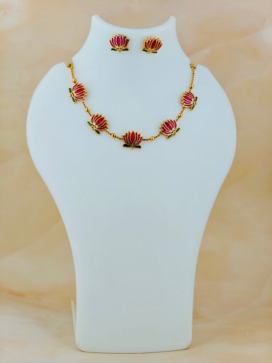 Trending Lotus Chain Pink