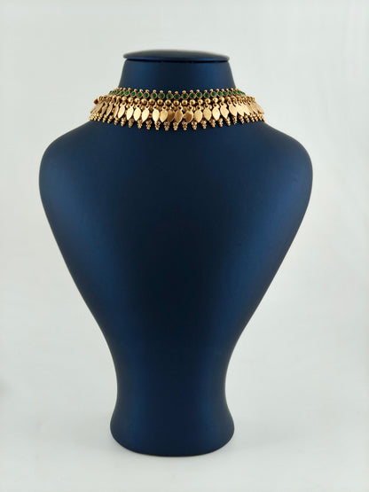 Elakkathali with green stones