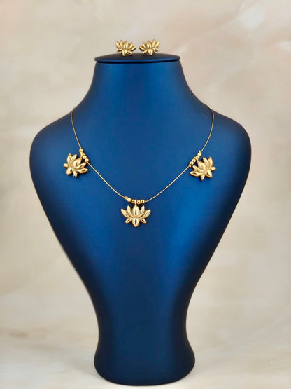 Beautiful Golden Lotus Invisible Necklace