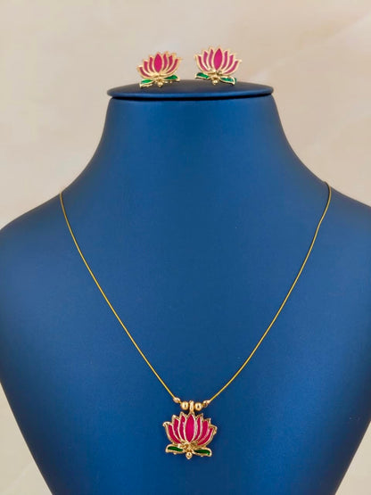 Single Lotus Pendant Invisible Necklace