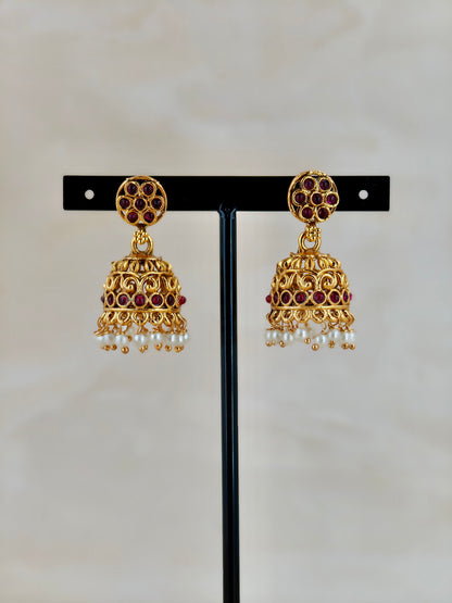 Beautiful Floral Pearl Pendant Haaram
