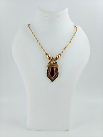 Nagapadam Pendant Necklace Vadamalli Colour