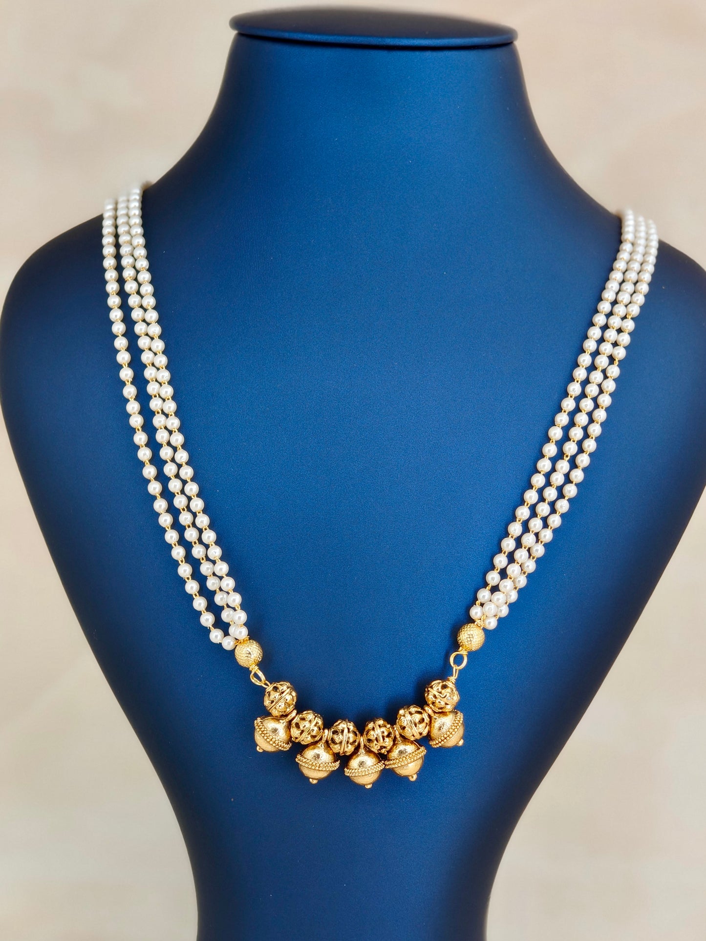 Beautiful Bell Pearl Necklace