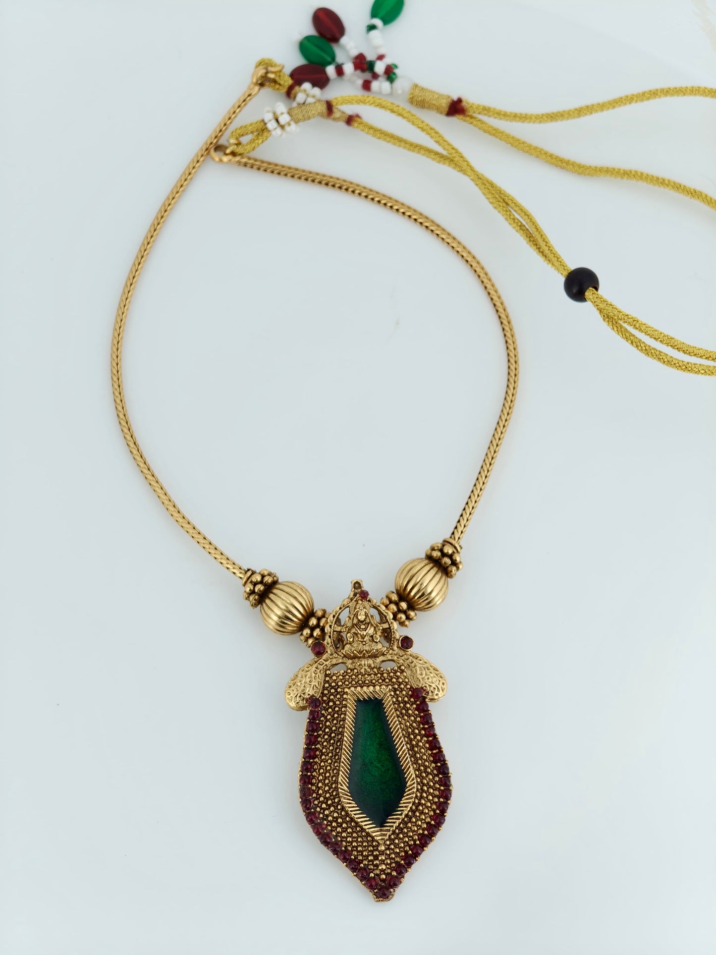 Nagapadam Pendant Necklace Green Colour
