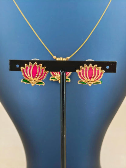 Single Lotus Pendant Invisible Necklace