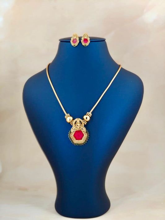 Beautiful Pendant Necklace Rani Pink
