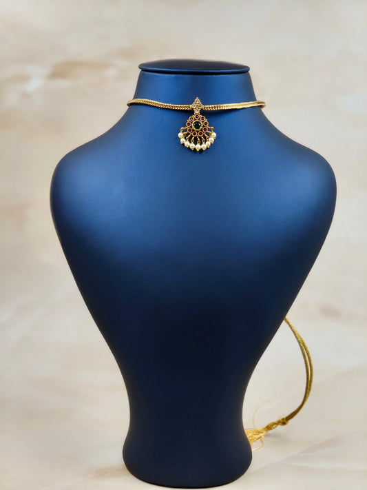 Traditional Chuttiyum Chainum with pearls