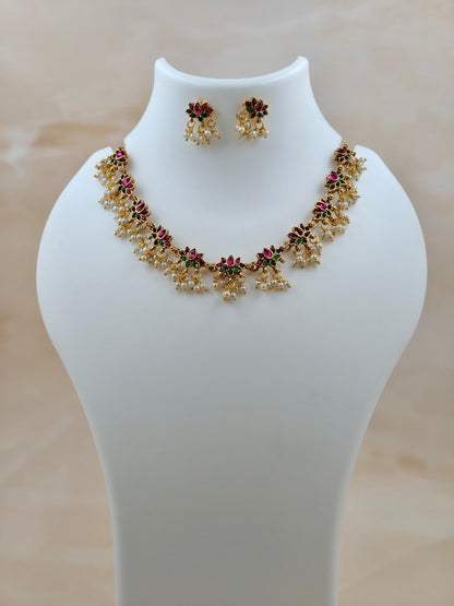 Beautiful Lotus Necklace with pearls
