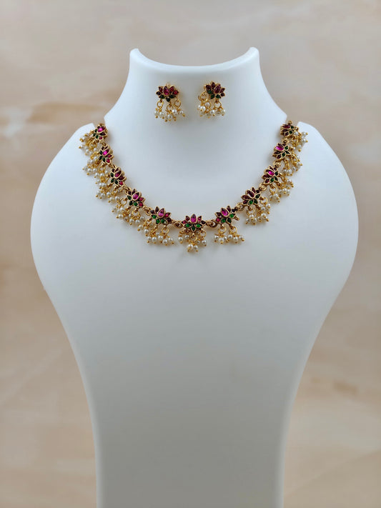 Beautiful Lotus Necklace with pearls